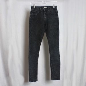 Forever 21 Acid Wash Skinny Jeans NWOT